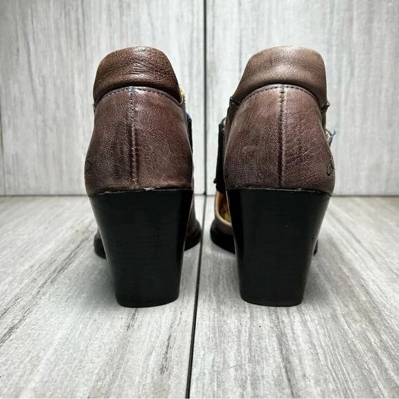 John Fluevog Entrance Room 502 Ankle Boots Booties Bumped Toe Women’s Size 8 - Picture 10 of 10